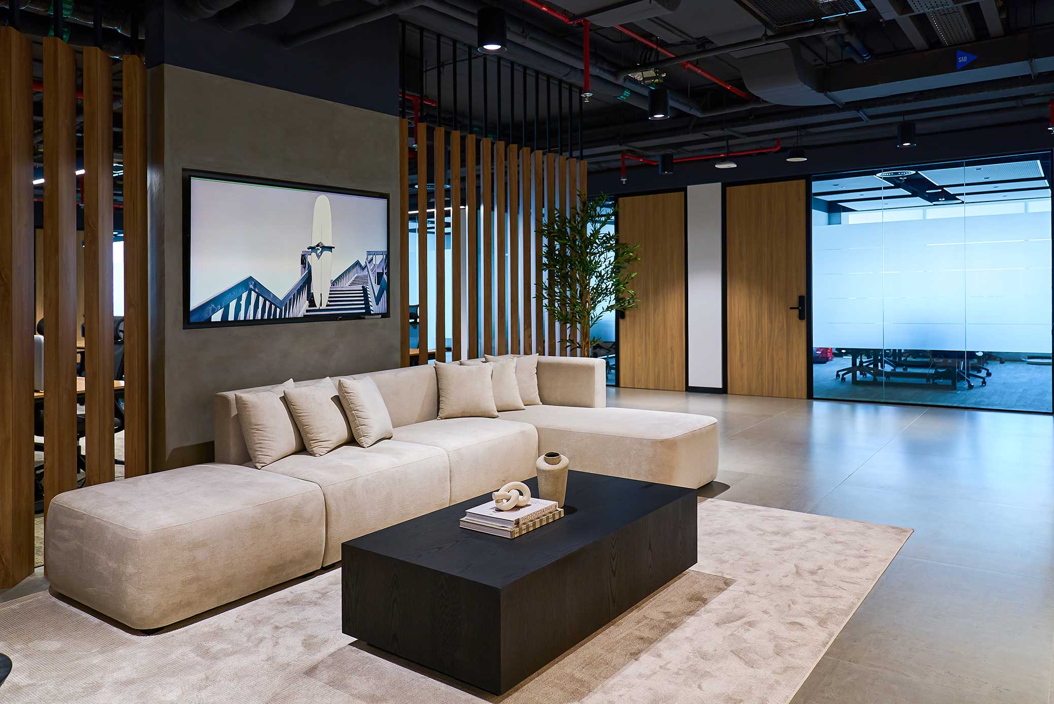 Interior & Architecture