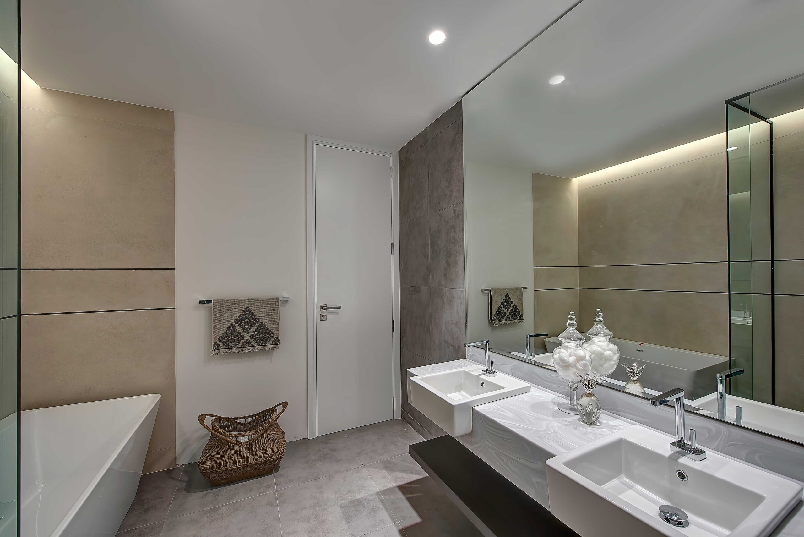 Interior & Architecture