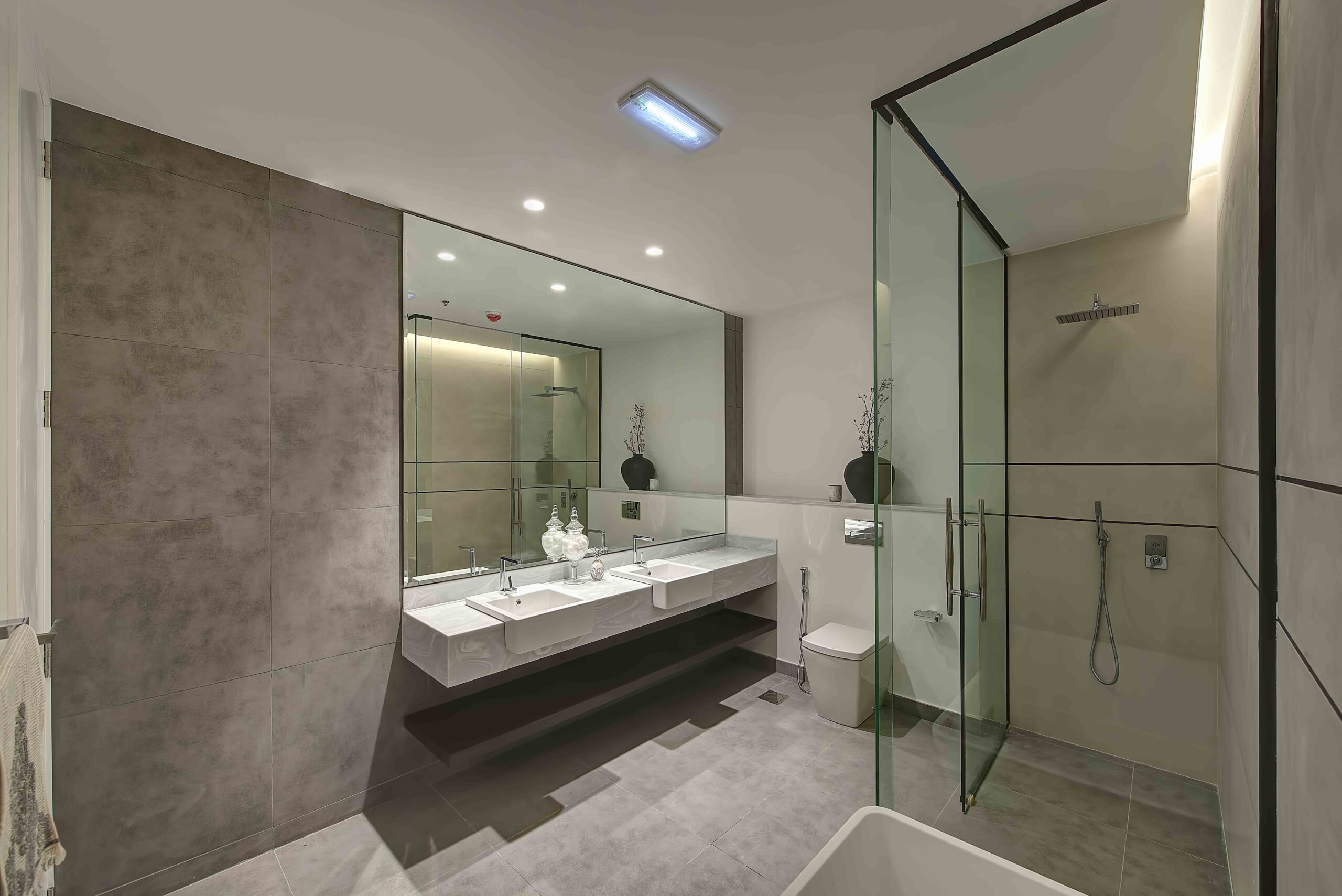 Interior & Architecture